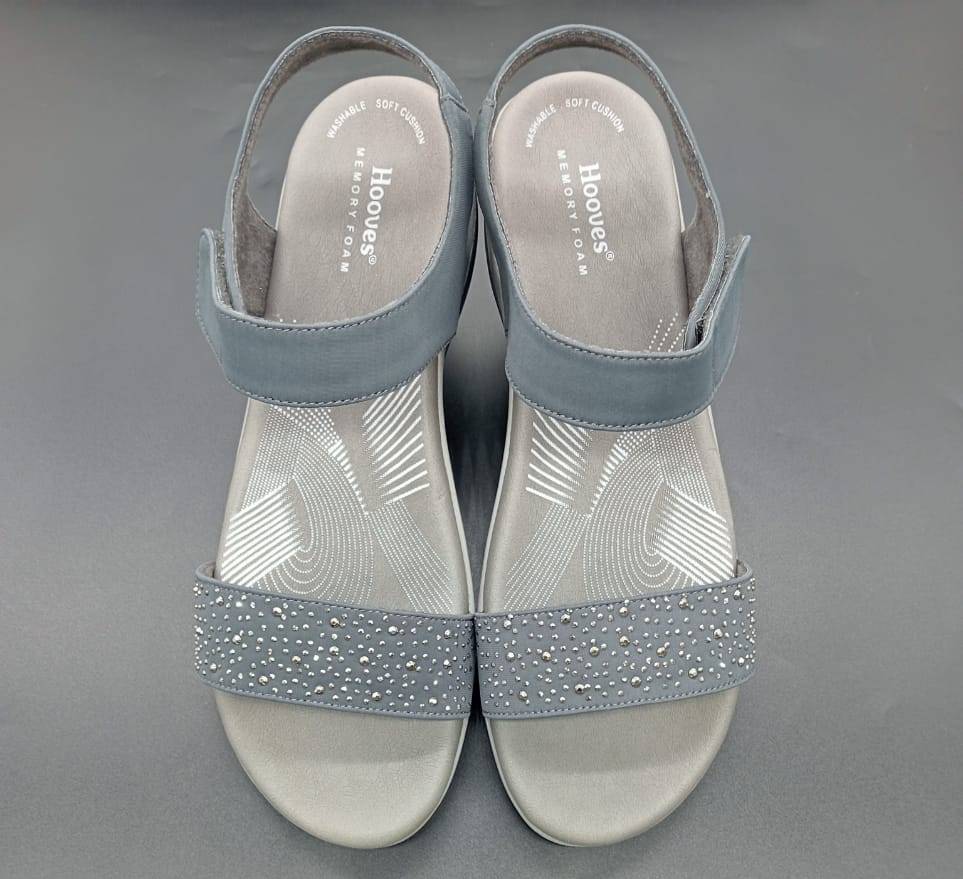 Pink Women Hooves Sandals