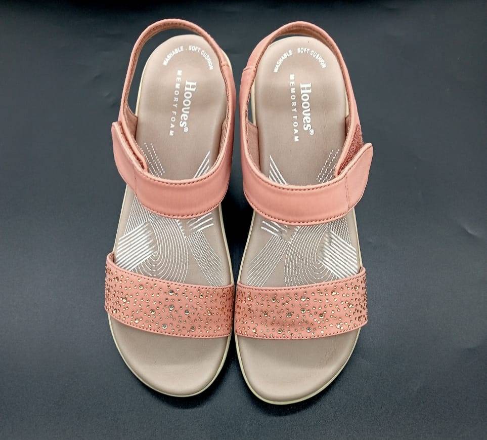 Peach Women Hooves Sandals